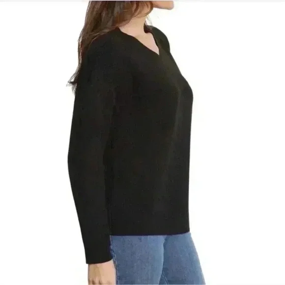 Black sweater Super Soft! - Picture 2 of 9